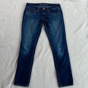 American eagle size 2 skinny jeans